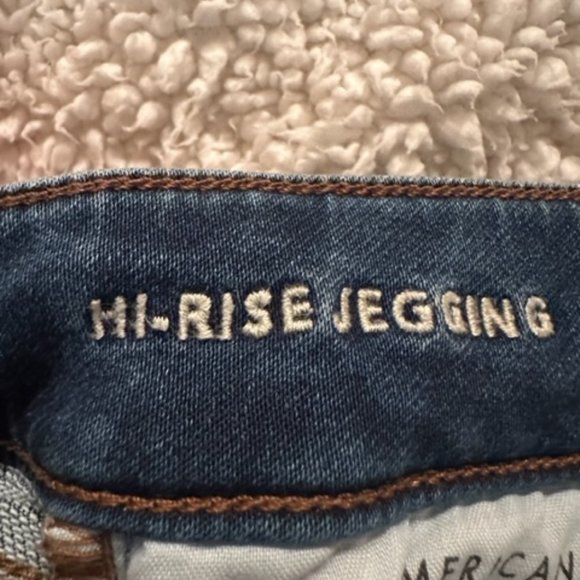 American Eagle Hi Rise Jegging Size 2 - Picture 10 of 12